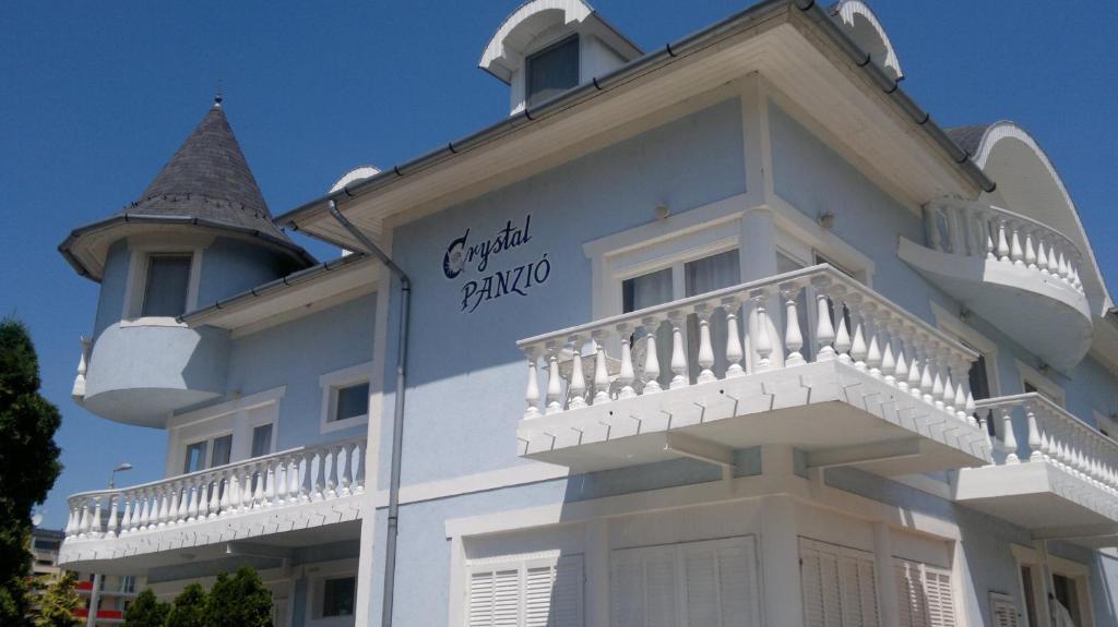 Crystal Es Susanne Panzio Siófok Exterior foto